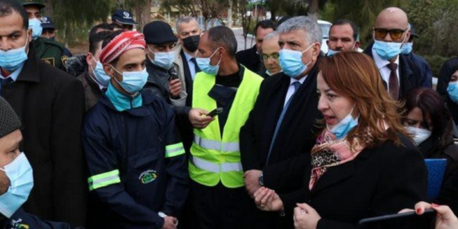 La ministre de l'Environnement, Samia Moualf