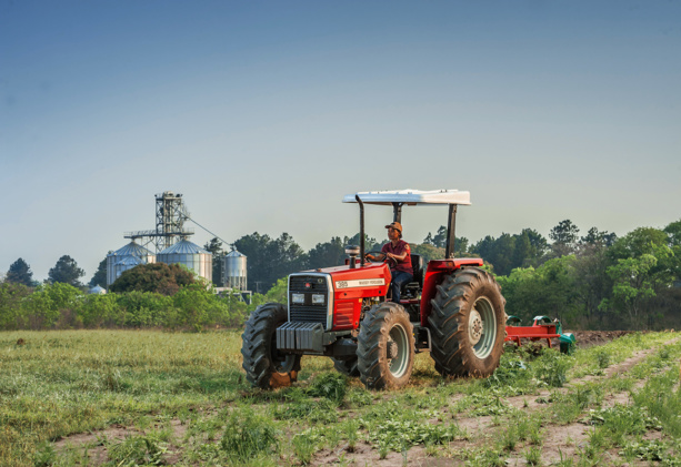 Afrique : Un nouveau modèle pour améliorer l&rsquo;accès aux tracteurs